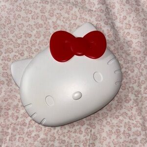 Hello Kitty impressions mirror